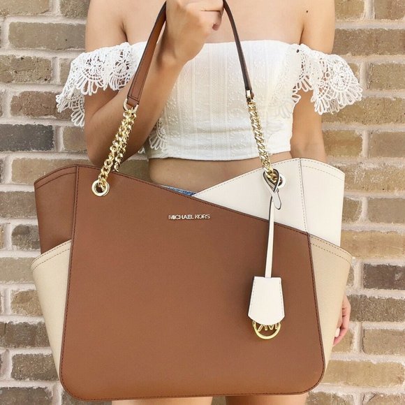 Michael Kors Handbags - Michael Kors Large Chain Shoulder Tote